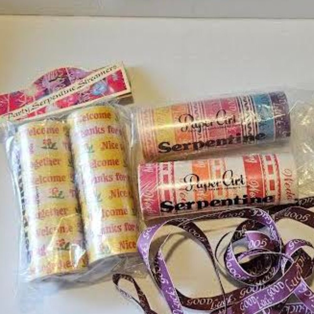 VINTAGE Paper Art Serpentine Paper Streamers